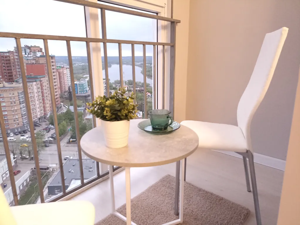 Квартира  с панорамным видом на реку в историческом центре Уфы.