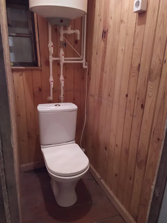 Дом на берегу Волги в красивом тихом и уединенном месте