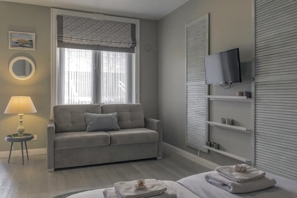 Апартаменты у озера и леса.