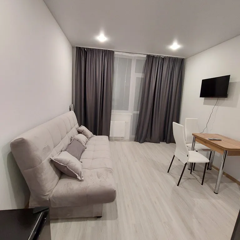 Квартира Уютная студия около Ботанического сада возле метро цена от 2000 за сут — аренда посуточно в Екатеринбург