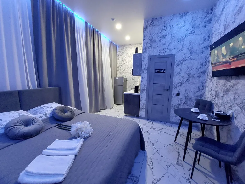 Студия Лакшери