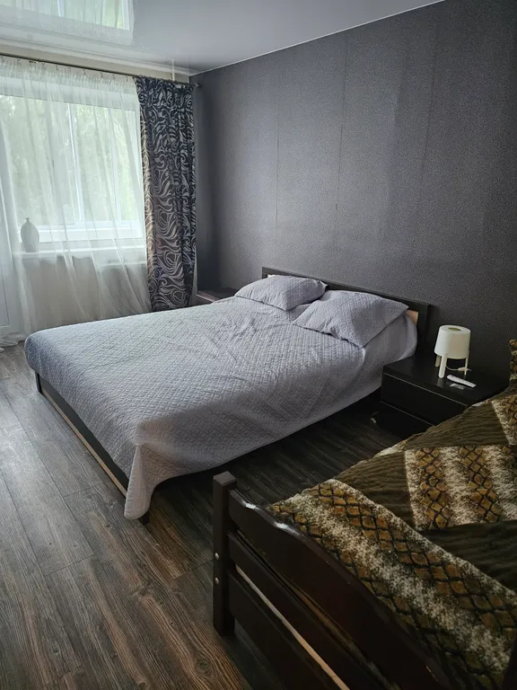 Уютная двухкомнатная квартира недалеко от центра города