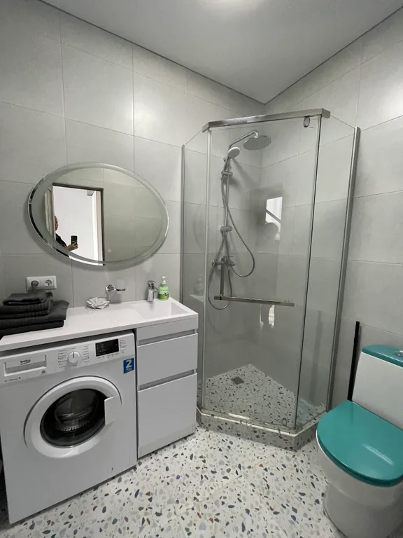 Уютная двухуровневая квартира с видом на горы