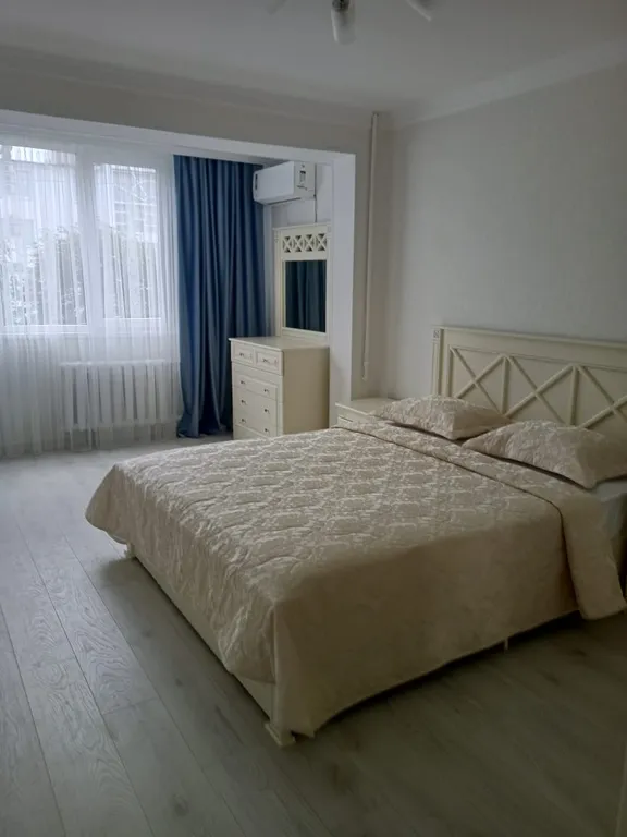 Уютная после капитального ремонта квартира в самом центре города — аренда посуточно в Нальчик