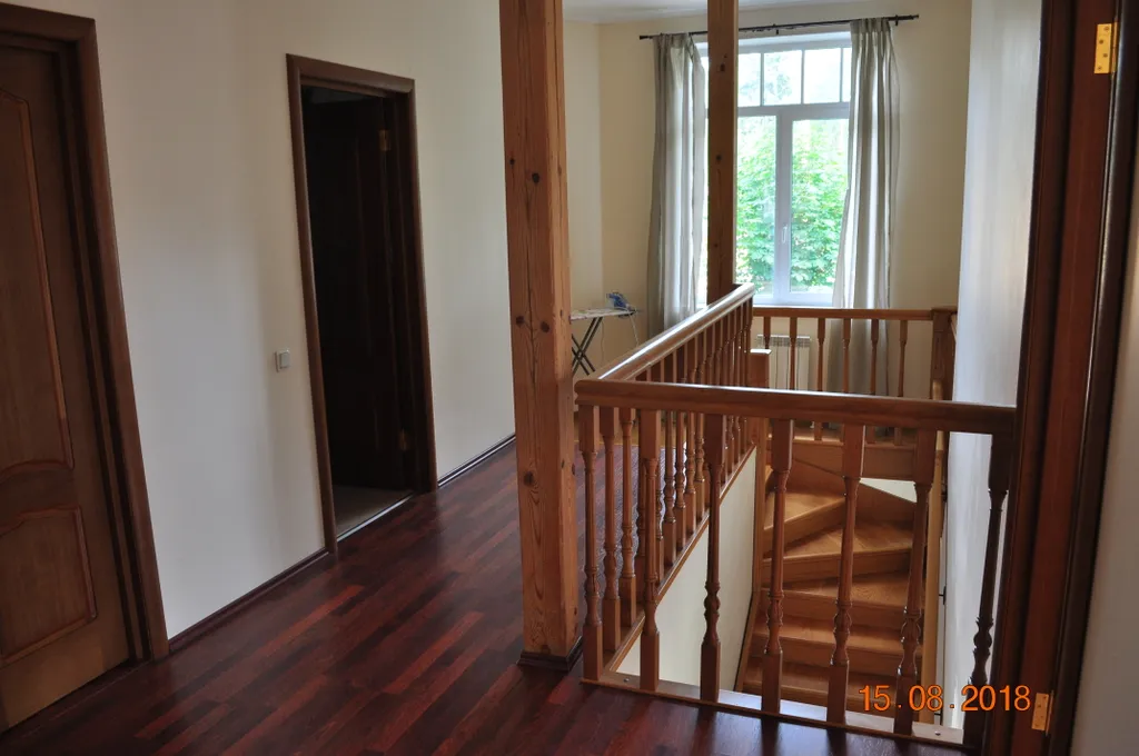 5-комнатный Дом