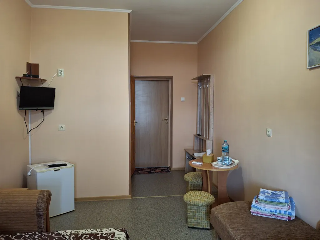 Комната с балконом видом на море