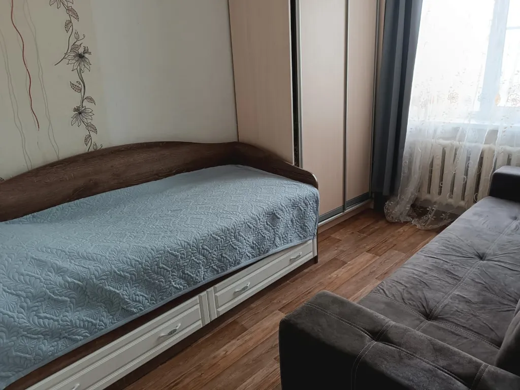 3-х комнатная в центре города Тобольск