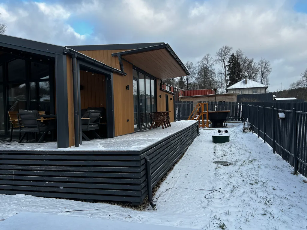 Дом на берегу пруда в Эко-местечке с банным чаном