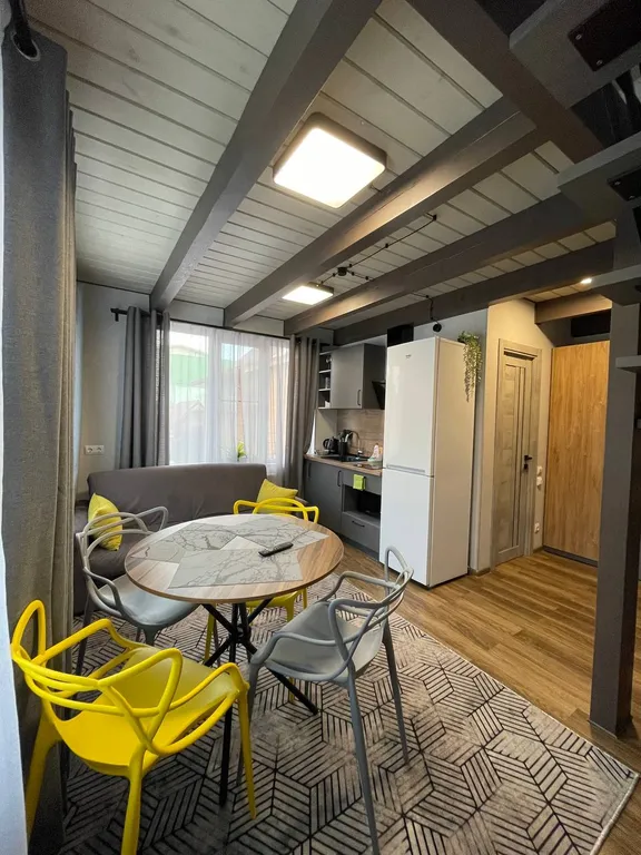 Стильная двухуровневая квартира