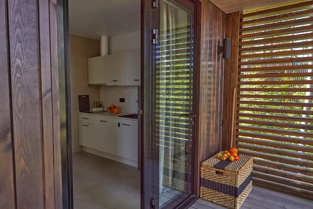 Коттедж Дом с 2 спальнями на 1 линии с видом на озеро — Ермилово