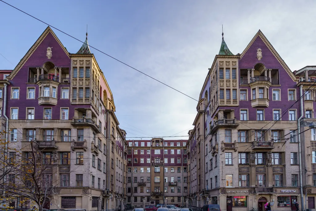 Семейная квартира в сердце Северной столицы с парковкой