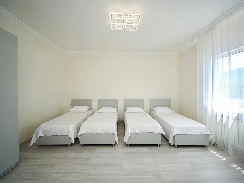 4-комнатная Квартира