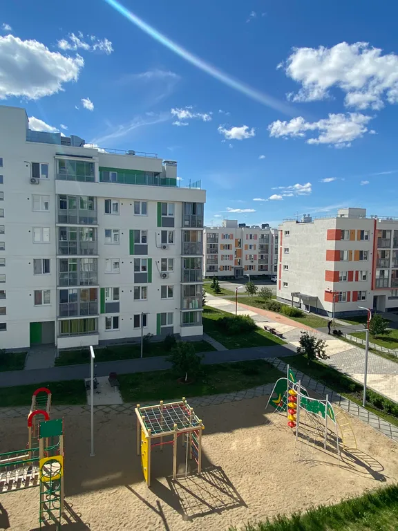 Квартира Квартира Яркая студия в ЖК Апрель — Тюмень