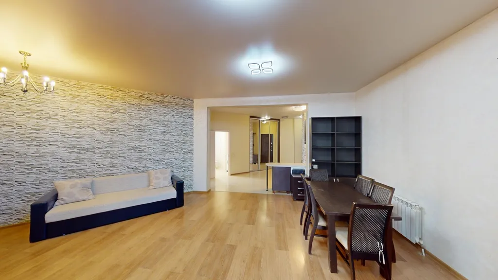 Уютная просторная квартира с видом на морпорт