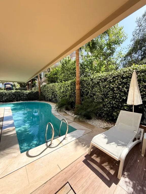 SA Apartments! Luxury 2bd Flat 150m to the Beach