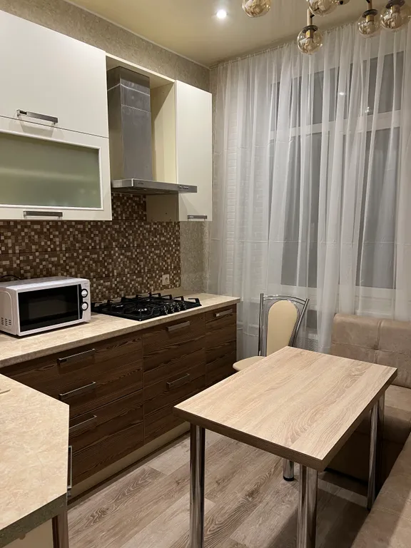 Двухкомнатная квартира у Золотых Ворот