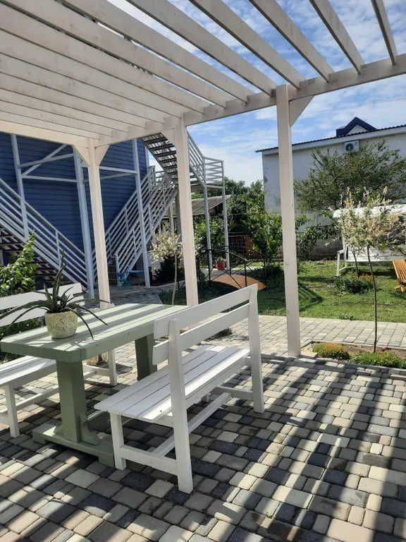 Двухкомнатные апартаменты с собственной террасой и кухней