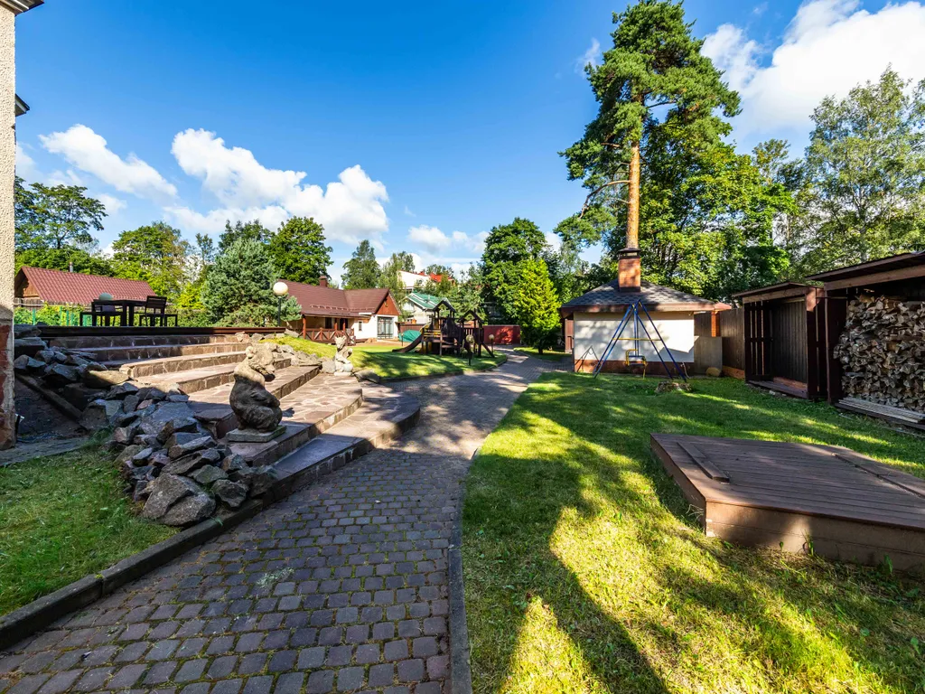 Коттедж Дом в черте города для семейного отдыха — Санкт-Петербург