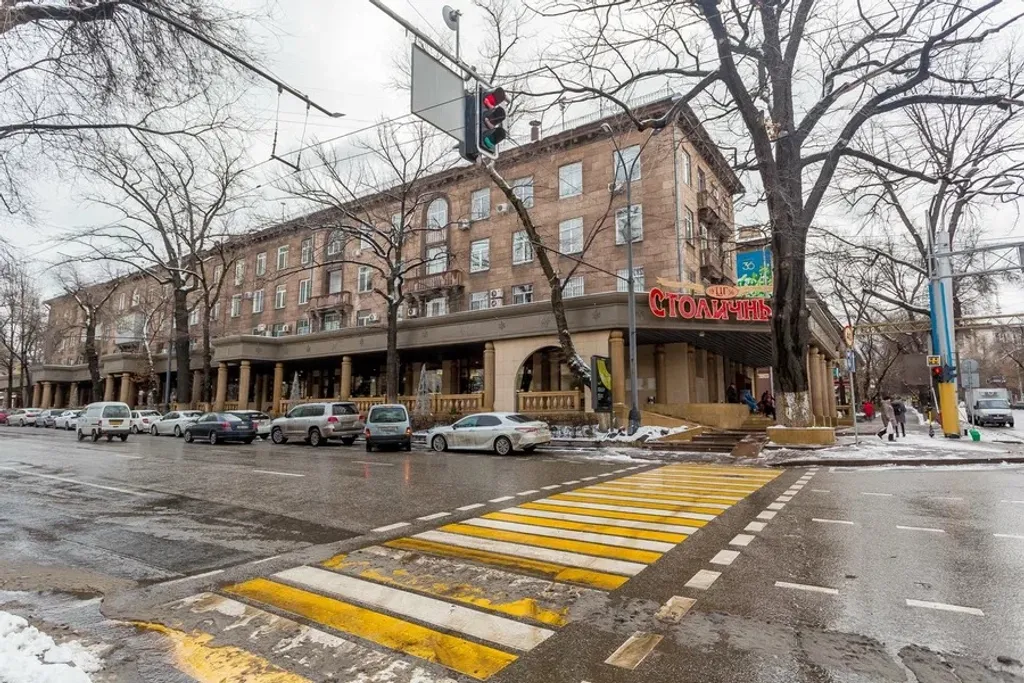 Квартира Шикарная квартира в Золотом квадрате — Алматы