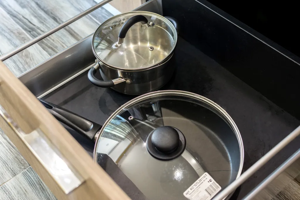 Яркая квартира недалеко от центра