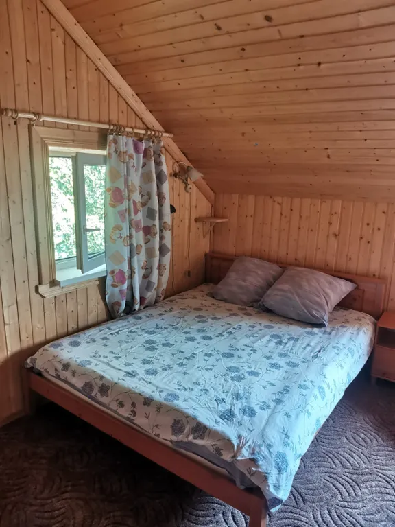 Дом 2 этажа, баня на дровах