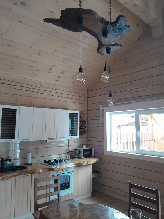 Маленькая кедровая вилла VillasViktoria