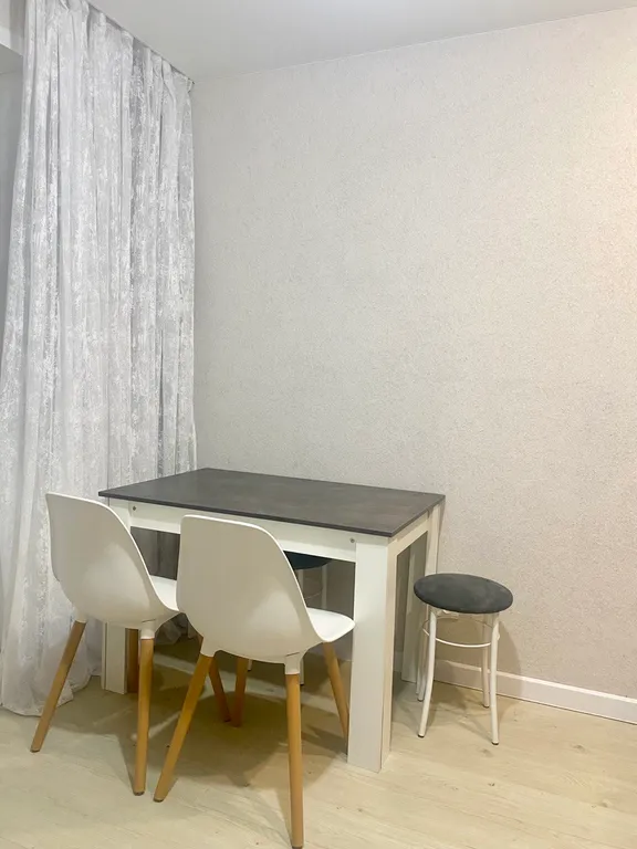 Новая просторная 1-комнатная квартира