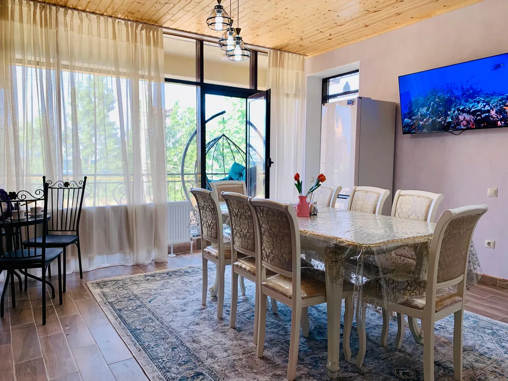 Коттедж Третий этаж гостевого дома со всеми удобствами — аренда посуточно в Избербаш