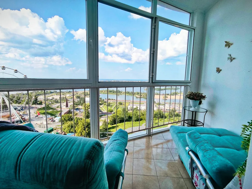 Квартира с панорамным видом на Волгу