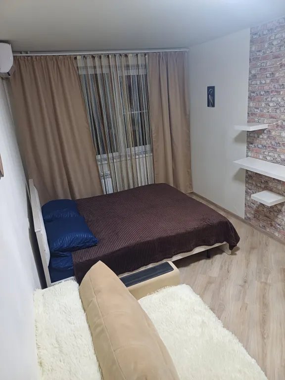 Квартира на Русском поле