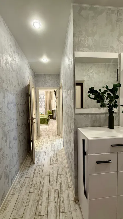 Большая евро2 возле Тула-Арена