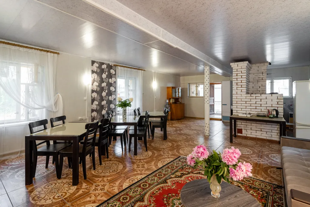 Дом 1 в лесу у реки