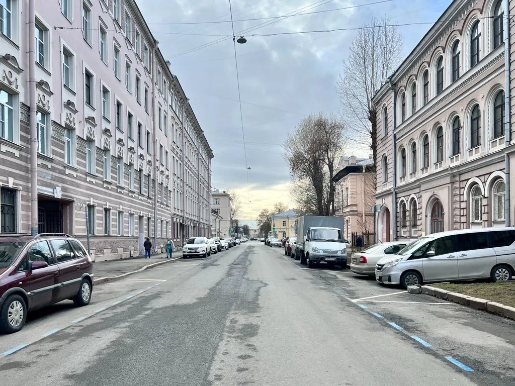 Двухуровневые апартаменты в центре