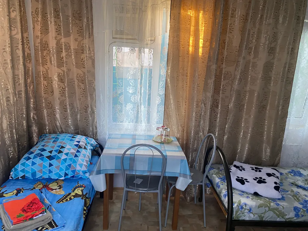 Коттедж Отдельный летний домик — аренда посуточно в Ейск