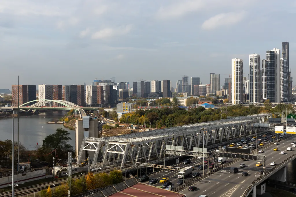 Квартира Современная трёхкомнатная квартира в сталинском доме у Москва-сити — Москва
