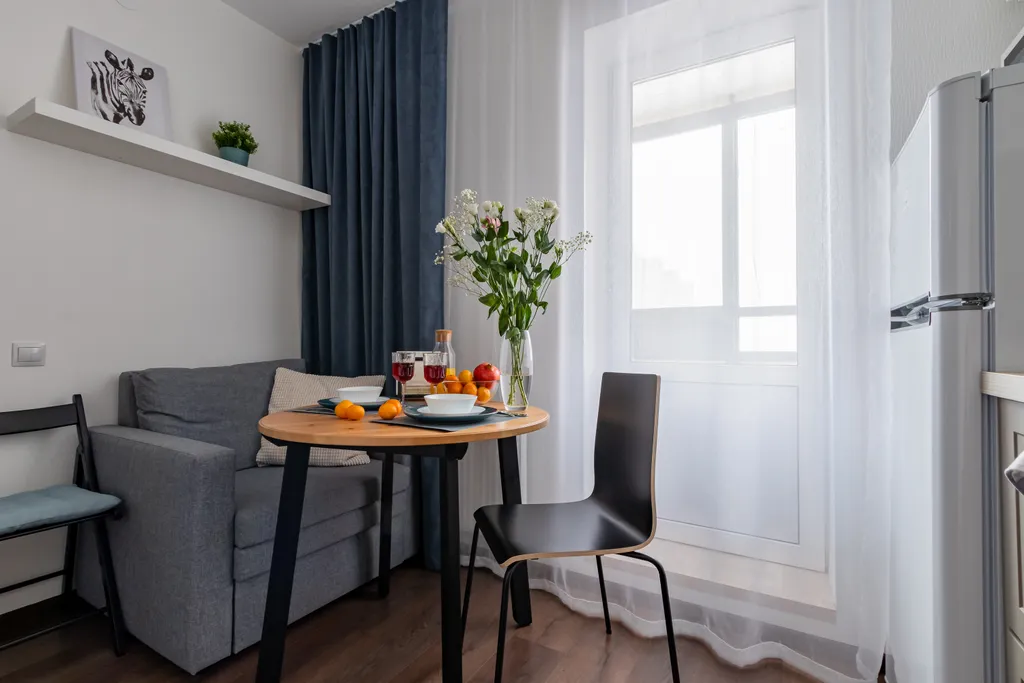 Уютная квартира, кафе с полноценными обедами на 1 этаже