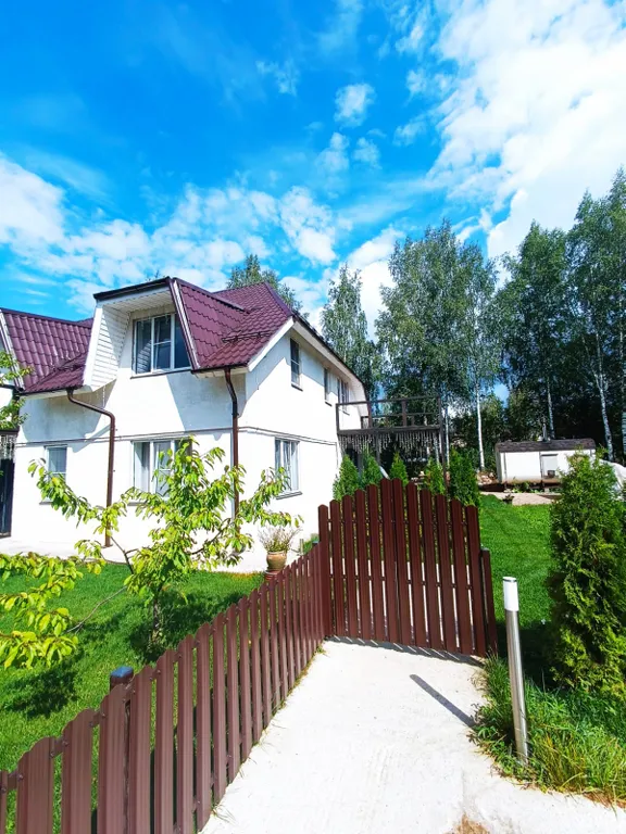 Коттедж Дом на берегу пруда с камином, чаном и баней для большой компании — аренда посуточно в Икша