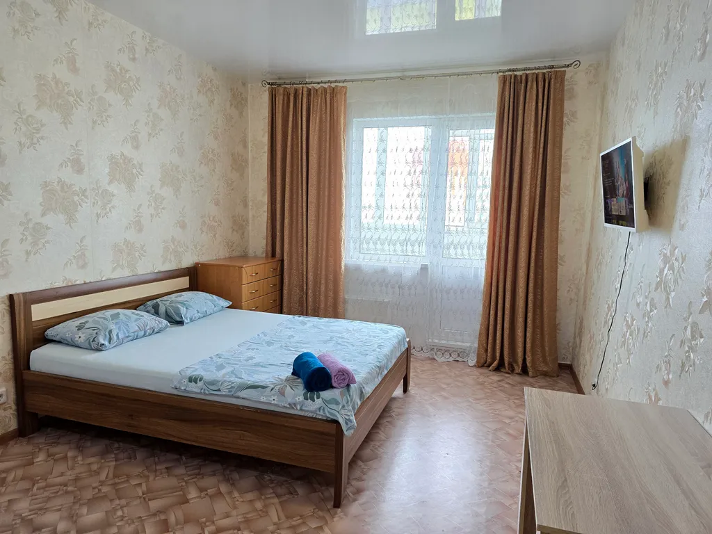 Студия возле ТРЦ Аура