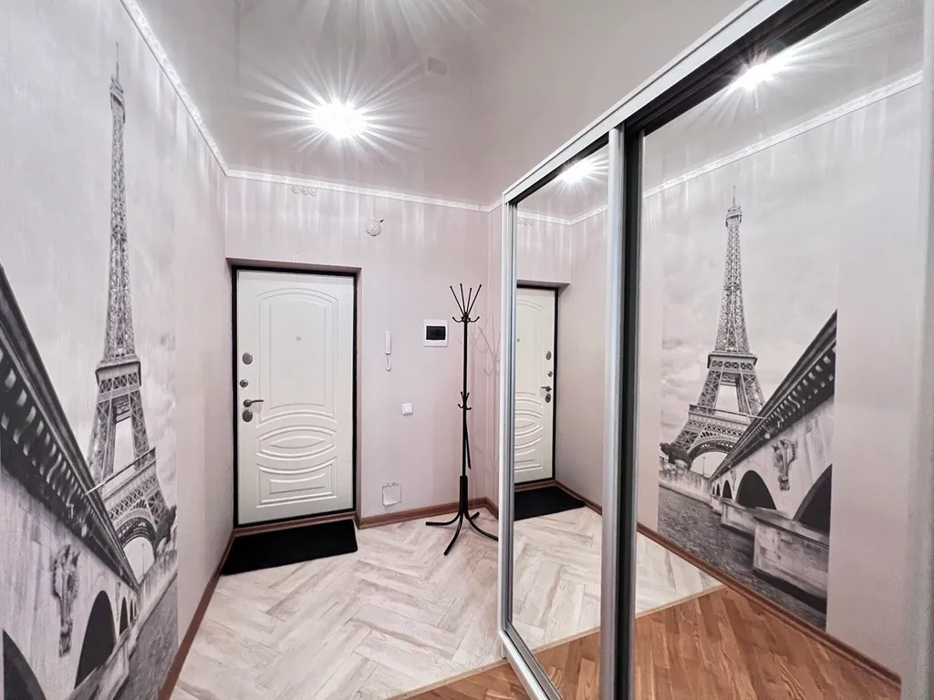 Двухкомнатная, БОЛЬШАЯ, ЦЕНТР