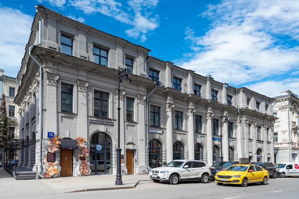 Квартира Двухуровневые апартаменты в особняке у Кремля — Москва