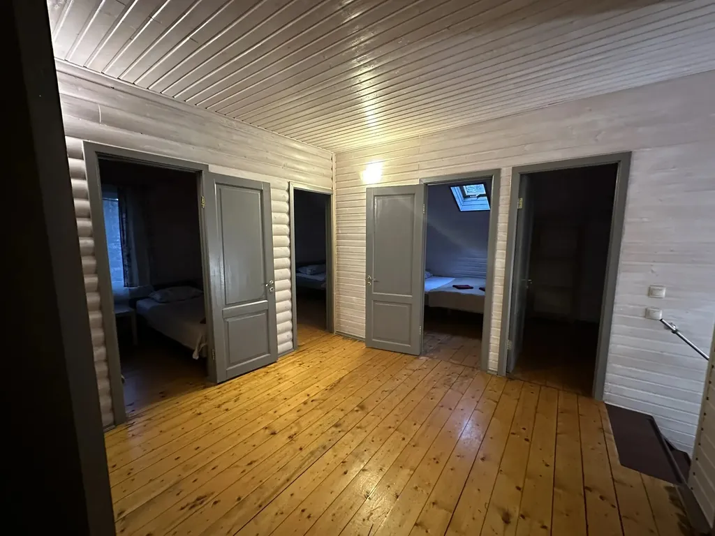 Коттедж Коттедж с просторной гостиной — Вырица