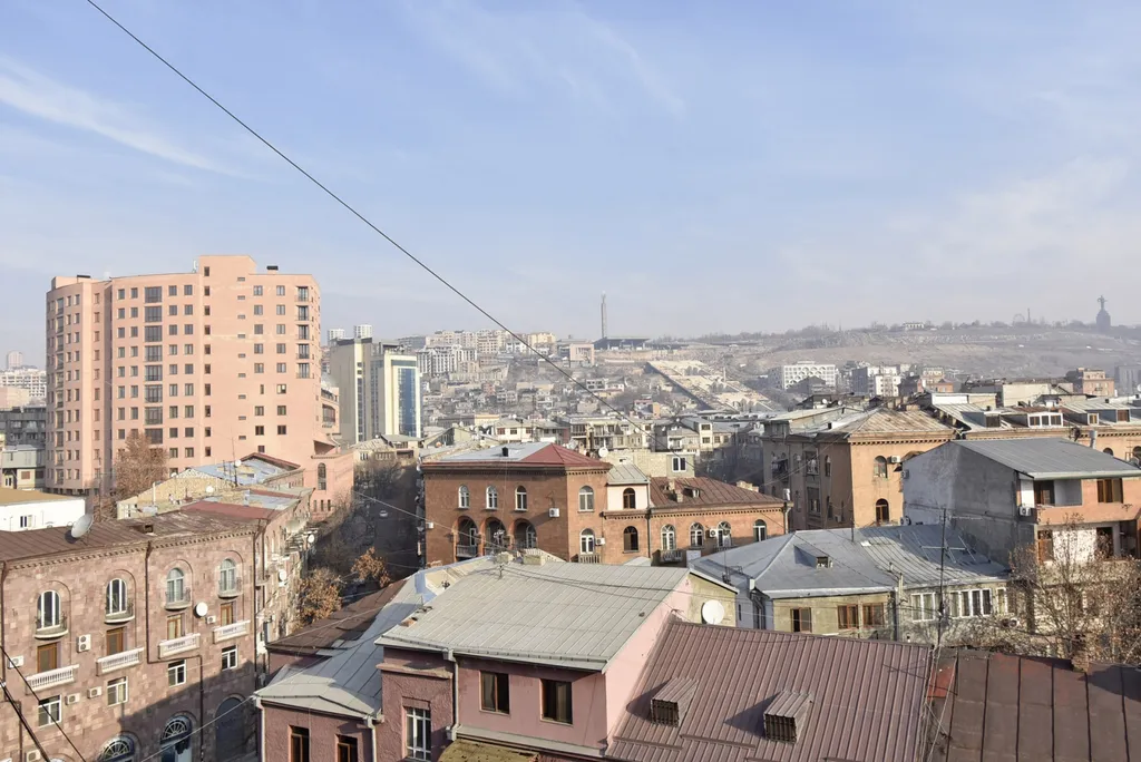 4-комнатная Квартира