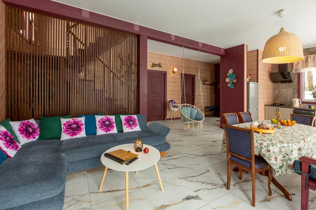 Коттедж Дом с баней и чаном в лесном участке на полуострове Истринского водохр — Логиново