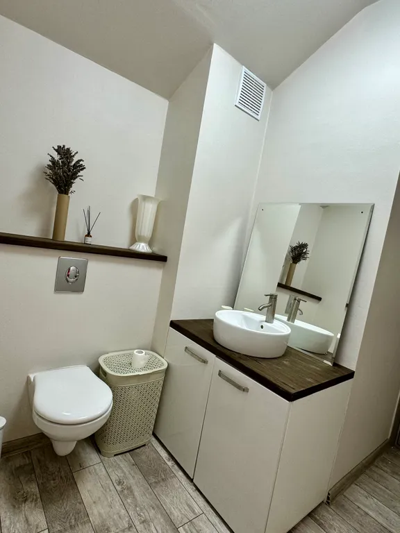 Двухуровневая квартира с видом на море и горы