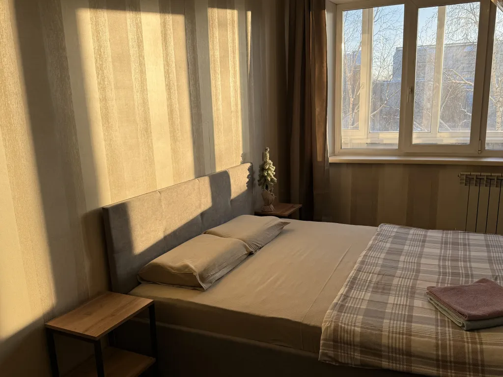 Уютная квартира на Доме книги недалеко от ТЦ Изумрудный город