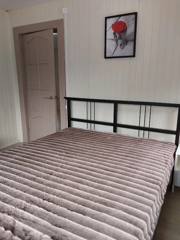 Благоустроенный стильный дом на 1 линии о.Селигер