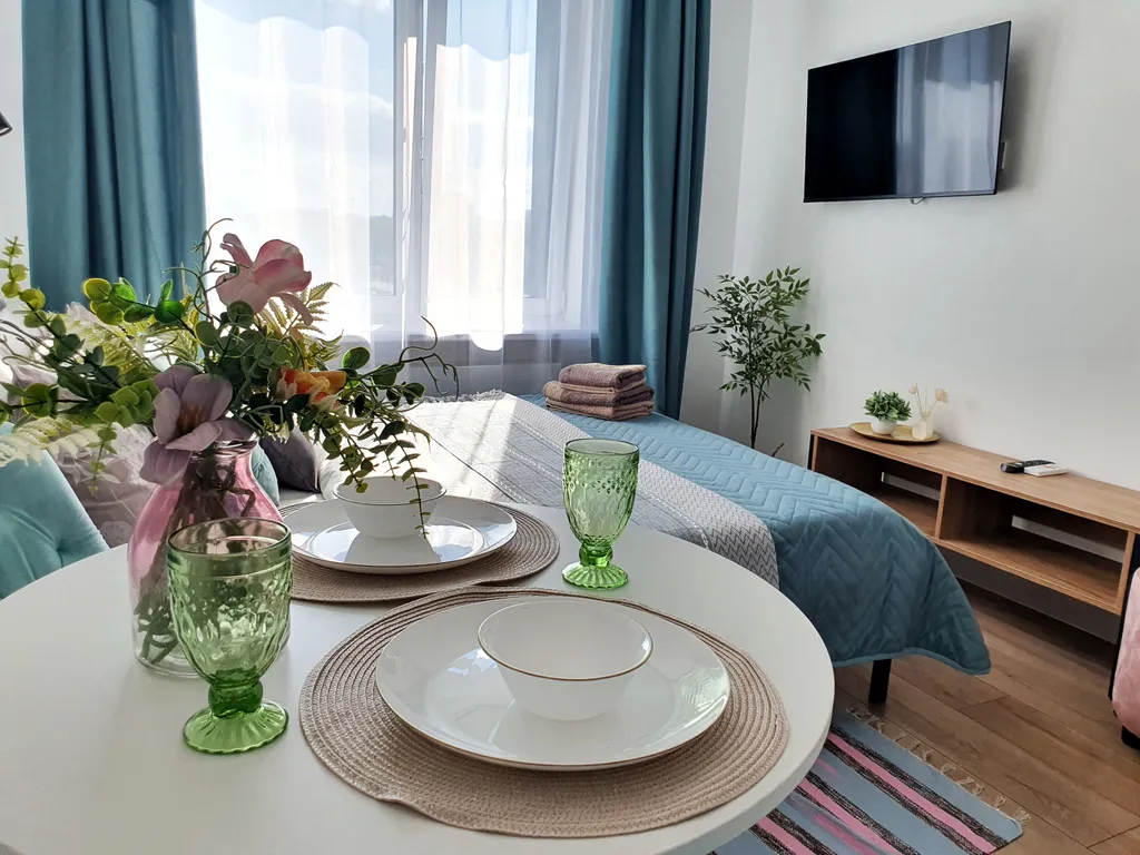 LanaRoom Новая студия с широкой кроватью