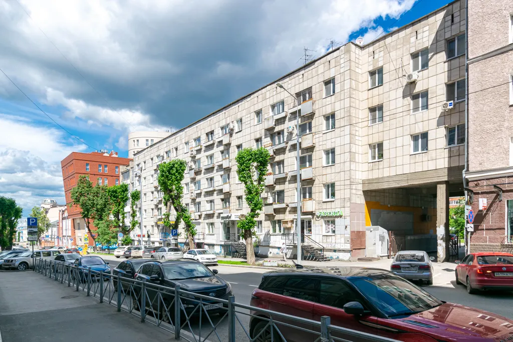 Уютная квартира с кондиционером рядом с Театром оперы и балета