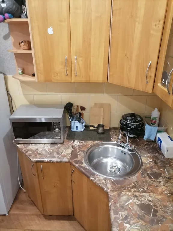 Хорошая 1 комнатная квартира.