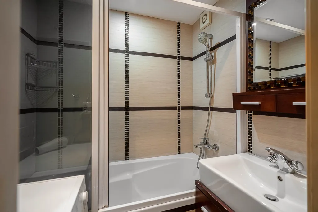 Трехкомнатные апартаменты  в центре